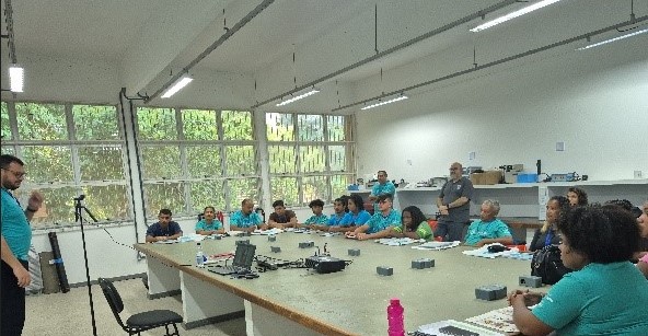 Cooperativas de catadores, em Vitória (ES), fazem curso de Destinação de Resíduos Eletroeletrônicos
